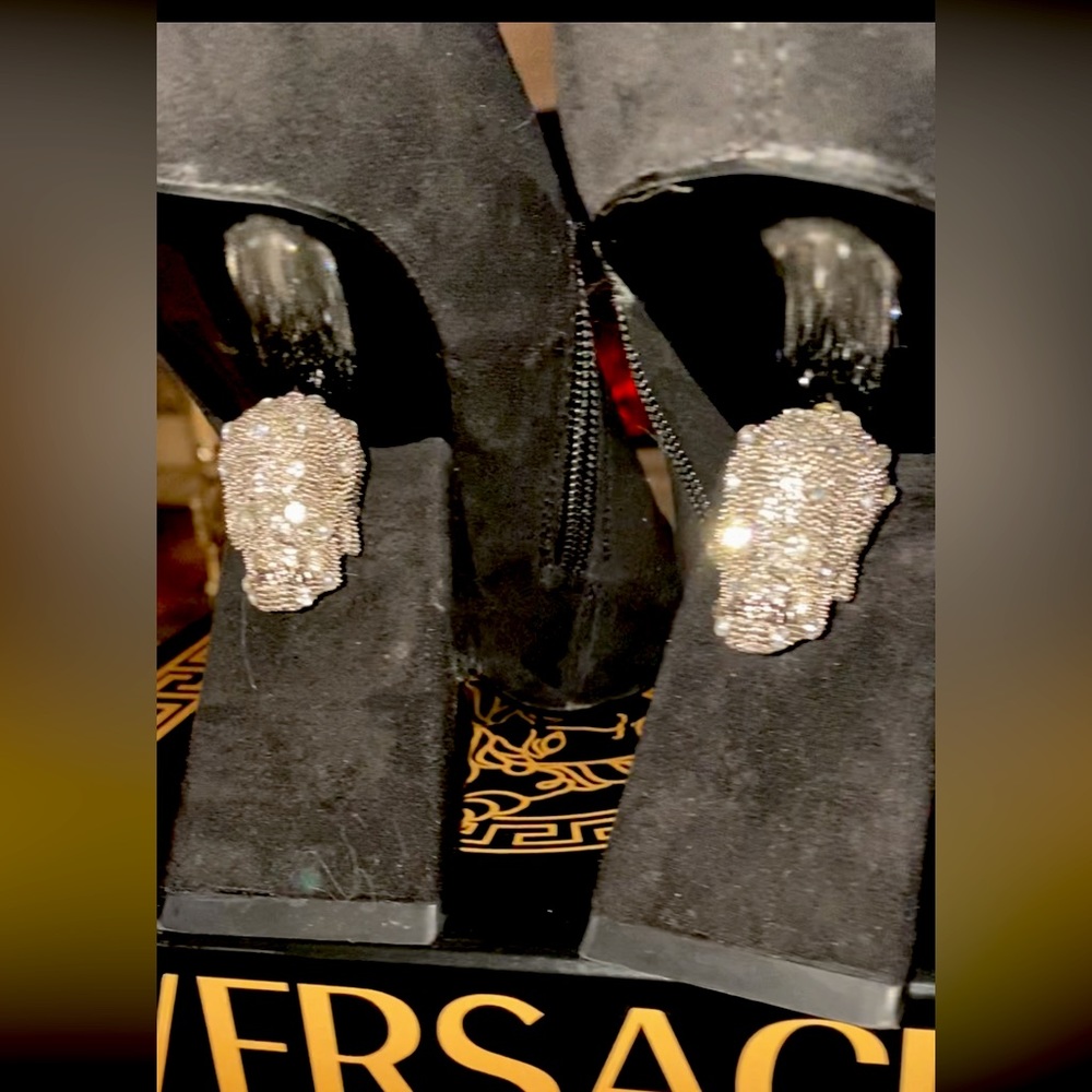 SALE!!!!!DIAMONDS SKULL BOOTIE IN BLACK, ANKLE BOOTS, black boots, wedged heels, - Picture 6 of 7